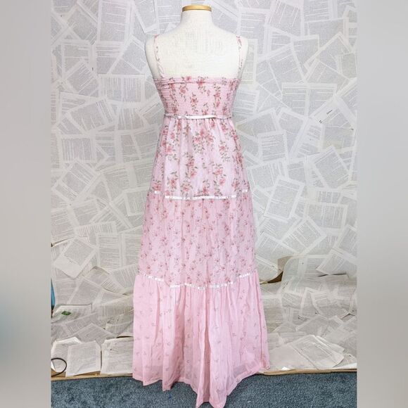 70's Pretty in Pink Vintage Prairie floral dress - Picture 2 of 10